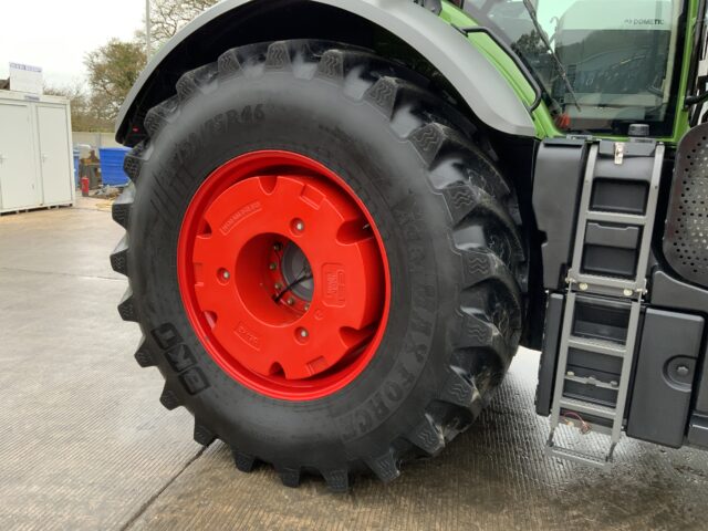 Fendt 1050 Profi+ Tractor (ST25206)