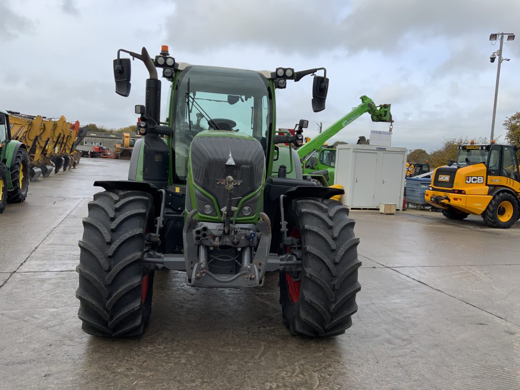 Fendt 718 Power Plus Tractor (ST24749)