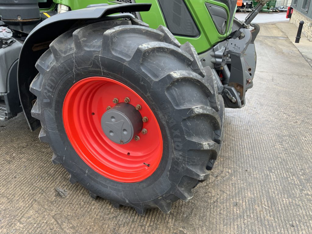 Fendt 718 Power Plus Tractor (ST24749)