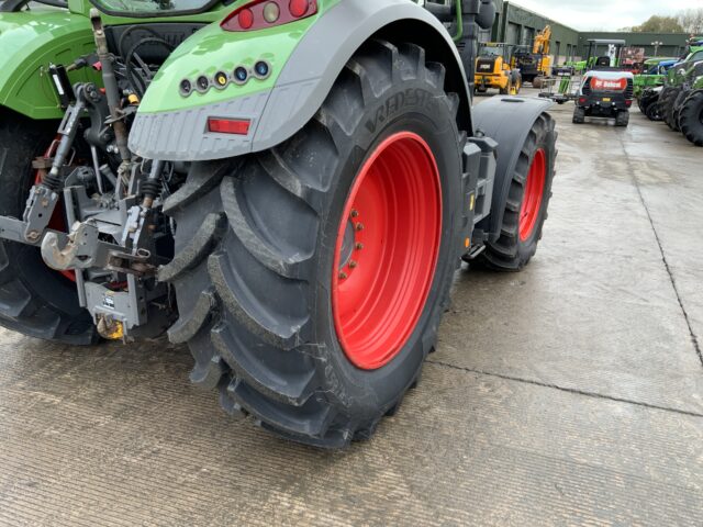 Fendt 718 Power Plus Tractor (ST24749)