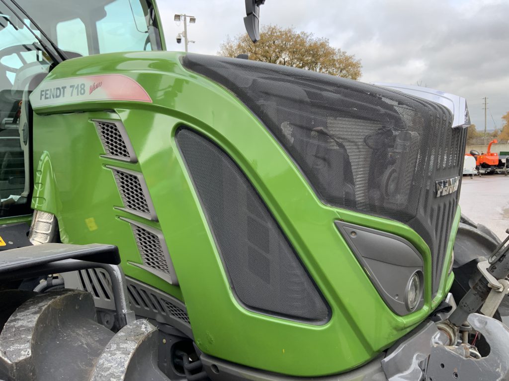 Fendt 718 Power Plus Tractor (ST24749)