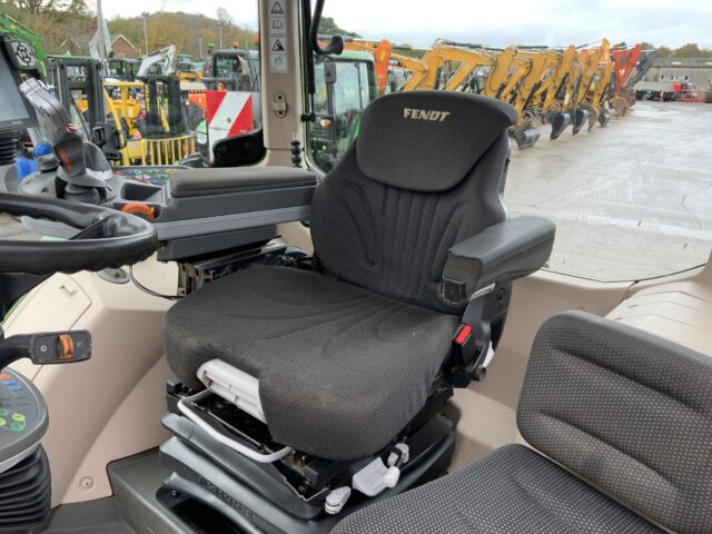 Fendt 718 Power Plus Tractor (ST24749)