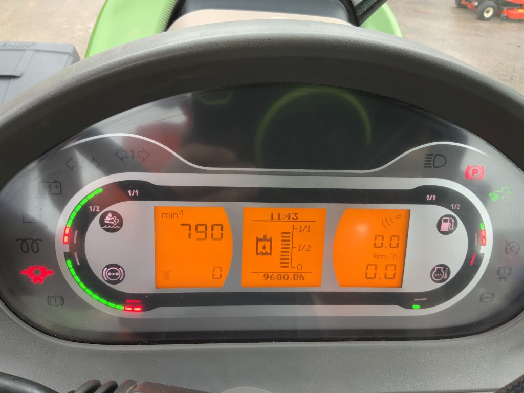 Fendt 718 Power Plus Tractor (ST24749)