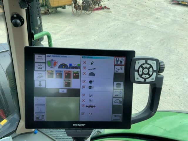 Fendt 720 Profi Plus Tractor (ST20525)