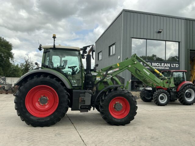 Fendt 724 Power Plus Tractor (ST23425)