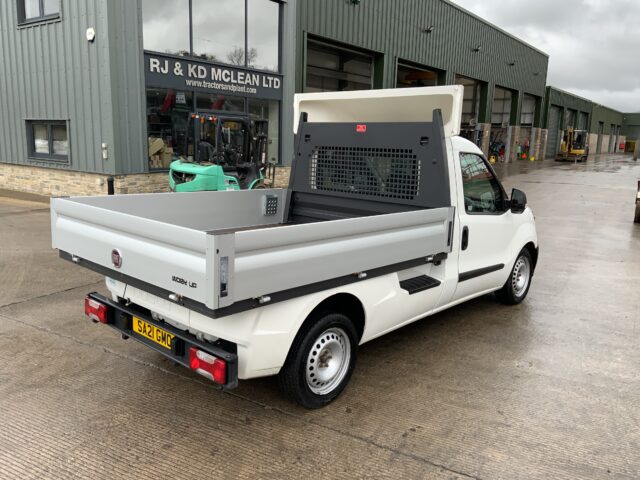 Fiat Doblo Pick Up (ST25120)