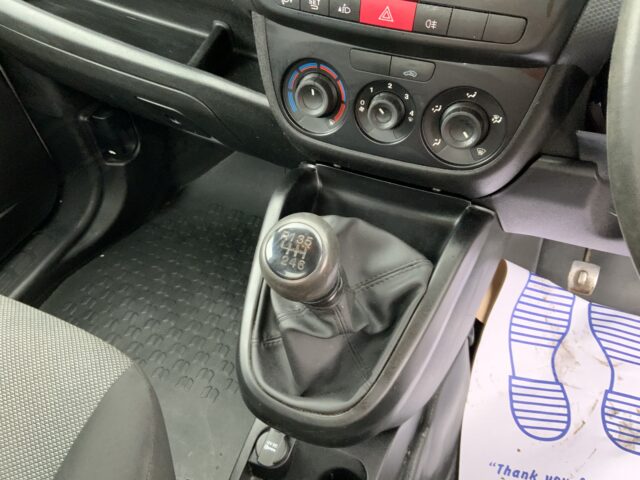 Fiat Doblo Pick Up (ST25120)