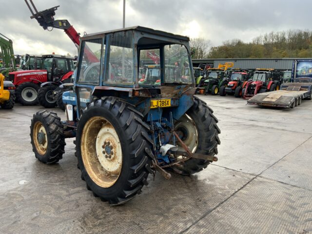 Ford 4610 4WD Tractor (ST24904)