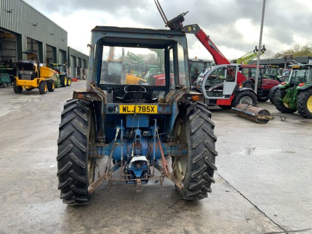 Ford 4610 4WD Tractor (ST24904)