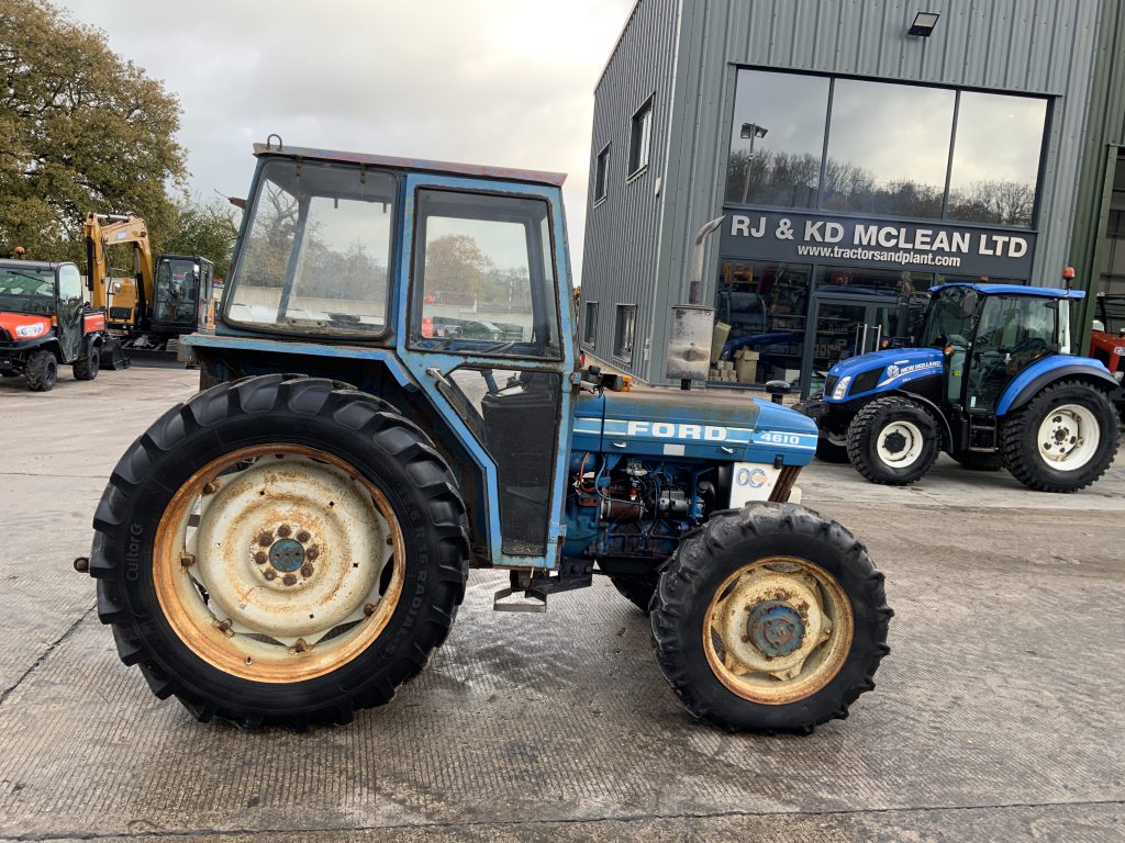 Ford 4610 4WD Tractor (ST24904)