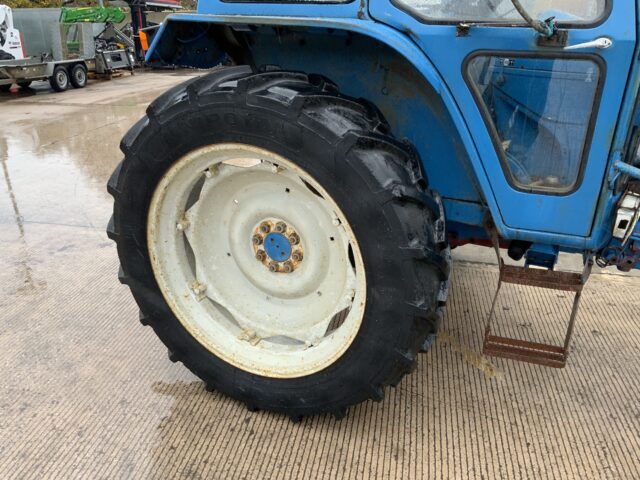Ford 6600 Dual Power Tractor