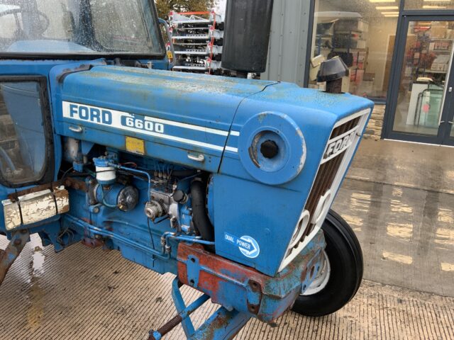 Ford 6600 Dual Power Tractor