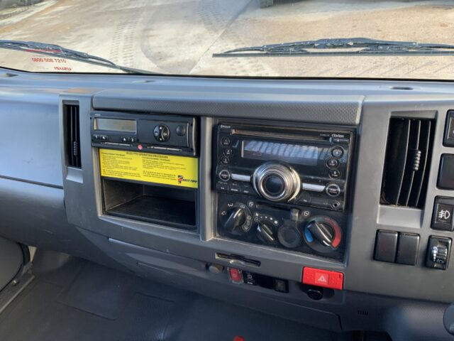 Isuzu N75.150 Easy shift Tipper Lorry (ST25151)