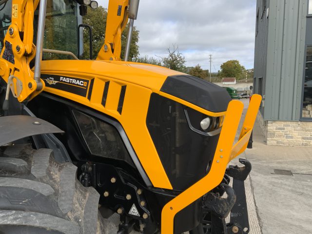 JCB 4220 Fastrac Tractor (ST24632)