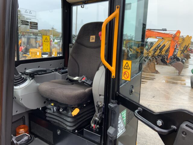 JCB 50Z-2 Digger (ST24983)