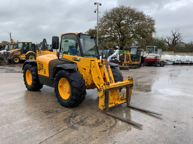 JCB 530-70 Farm Special Telehandler (ST24453)