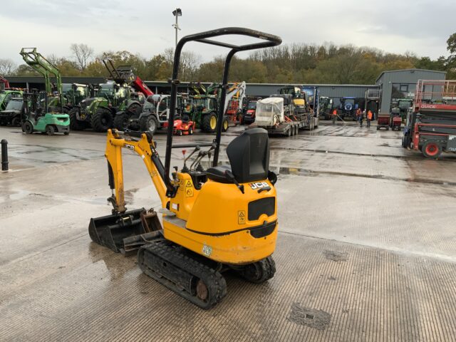 JCB 8008 Micro Digger (ST24188)