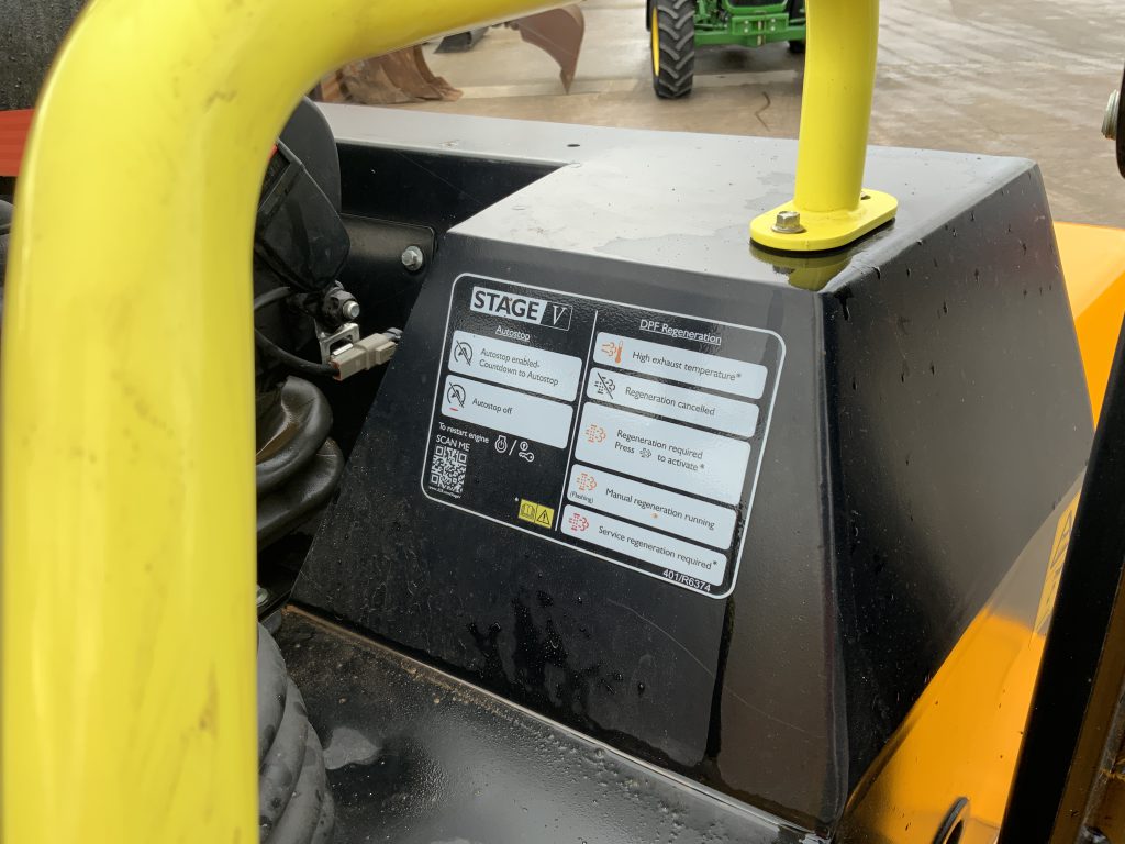 JCB 9T-2 Front Tip Dumper (ST25019)