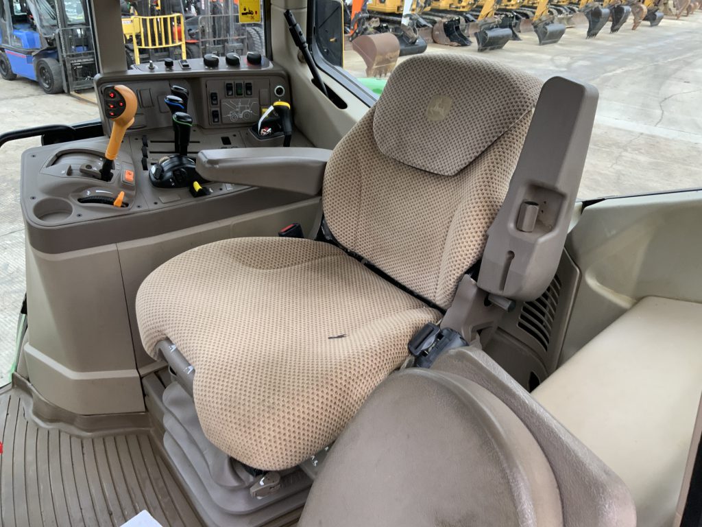 John Deere 6110M Tractor (ST24895)