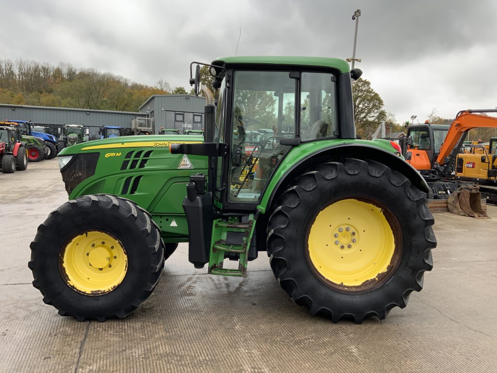 John Deere 6115M Tractor (ST24903)