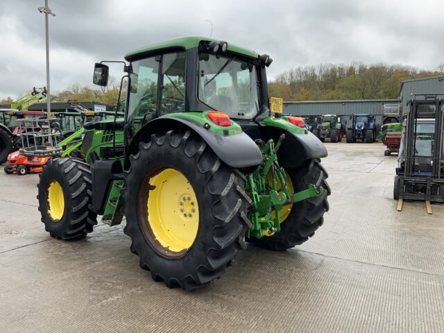 John Deere 6115M Tractor (ST24903)