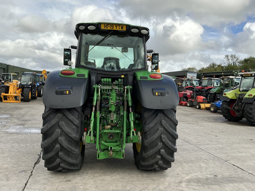 John Deere 6195R Tractor (ST24010)