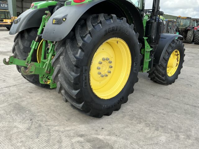 John Deere 6195R Tractor (ST24010)
