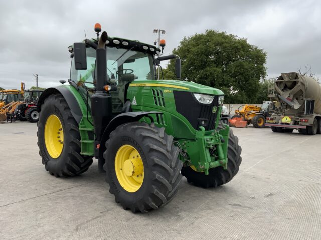 John Deere 6215R Tractor (ST23353)