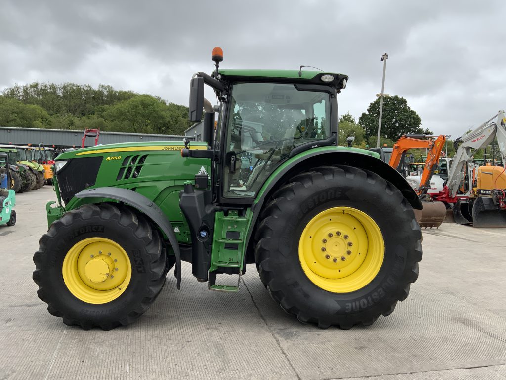 John Deere 6215R Tractor (ST23353)