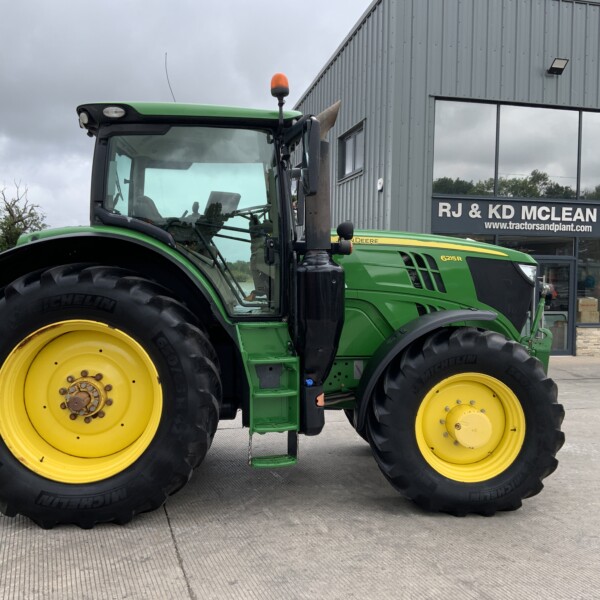 john-deere-6215r-tractor-st23802-john-deere-6215r-st23802-copy-john-deere-6215r-st23802-copy-john-deere-6215r-st23802-img-7953