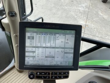 John Deere 6215R Tractor (ST23802)