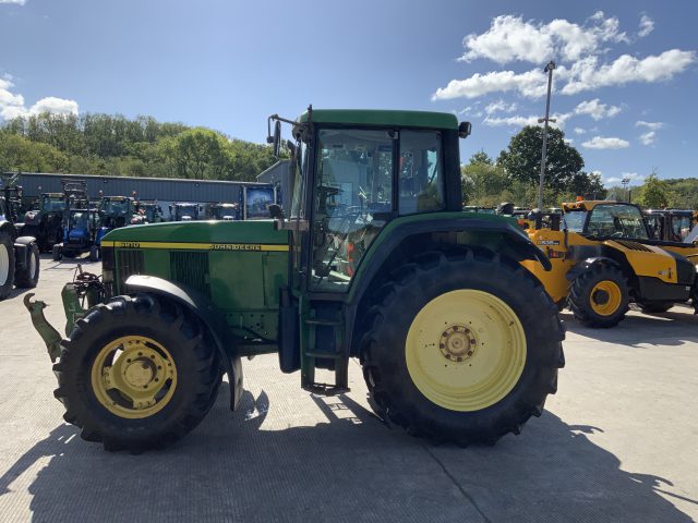 john-deere-6810-tractor-st23891-img-1487