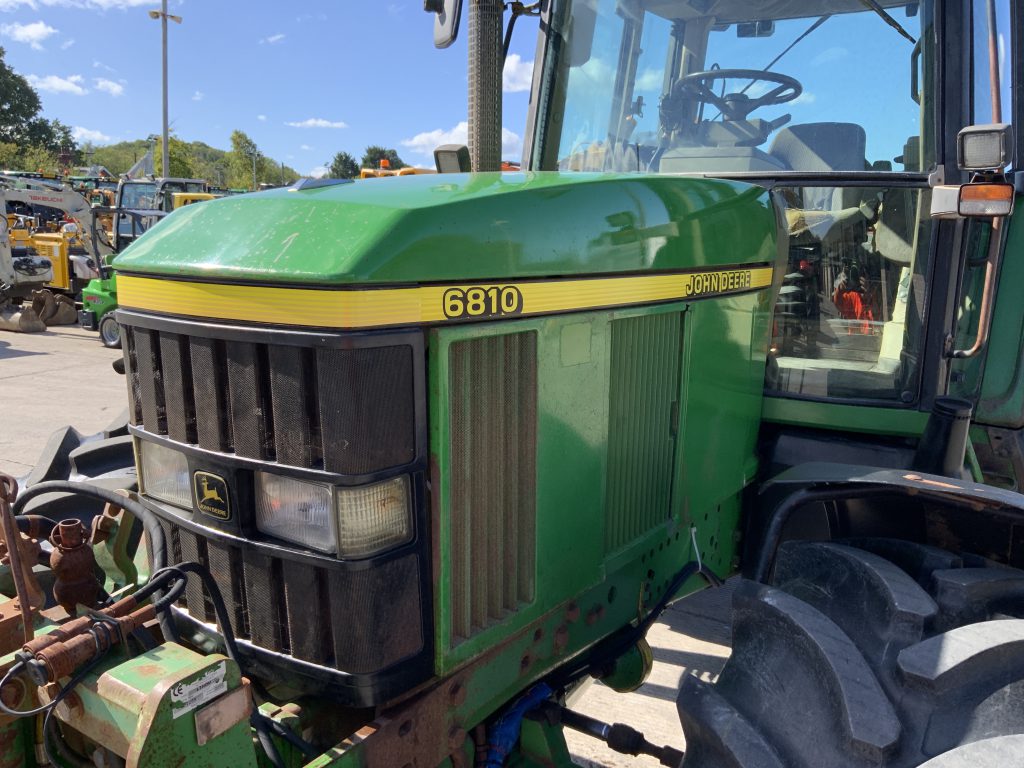 John Deere 6810 Tractor (ST23891)