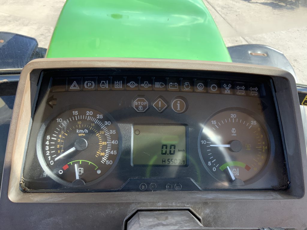 John Deere 6810 Tractor (ST23891)