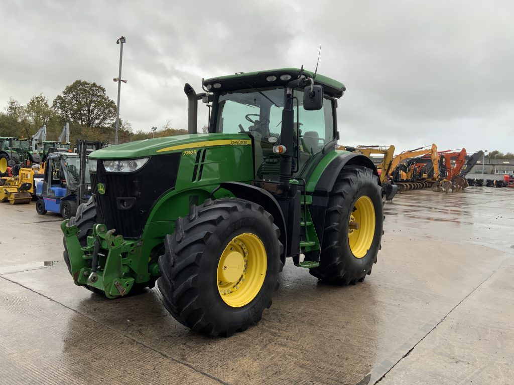 John Deere 7250R Tractor (ST24557)