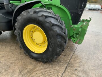 John Deere 7250R Tractor (ST24557) John Deere 7250R Tractor (ST24557)