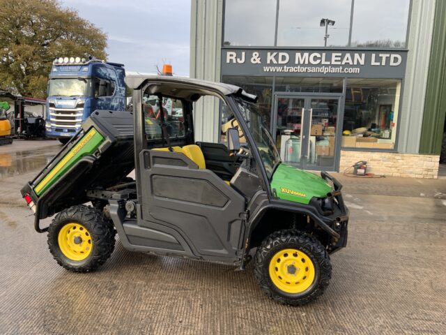 John Deere XUV 865M Gator (ST24808)