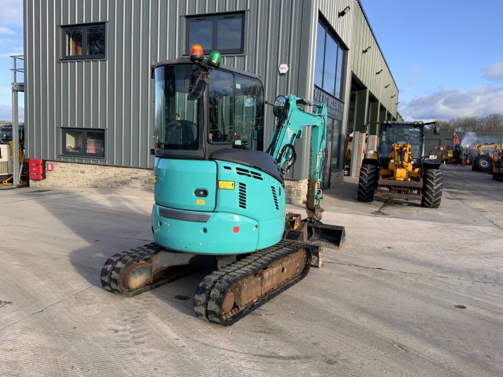 Kobelco SK28 SR-6 Digger (ST24947)