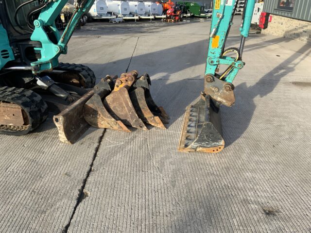 Kobelco SK28 SR-6 Digger (ST24947)