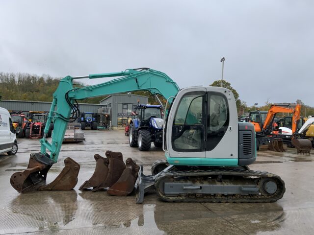 Kobelco SK70SR Digger (ST25083)