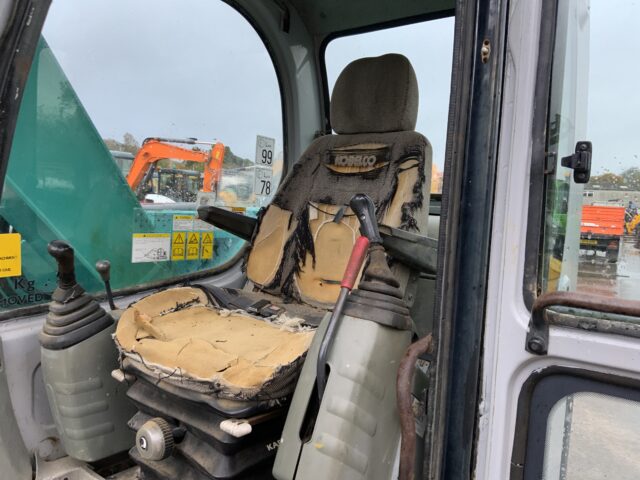 Kobelco SK70SR Digger (ST25083)