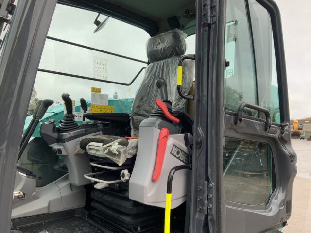 Kobelco SK85 MSR-7 Digger (ST24874)