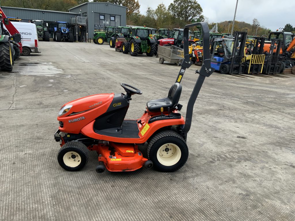 Kubota GR2120 Ride On Mower