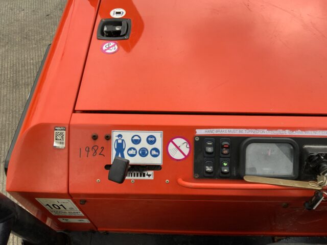 Kubota KC250 Tracked Dumper (ST25001)