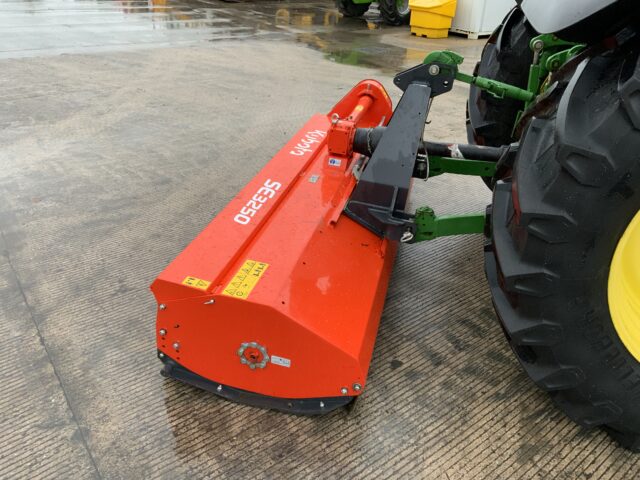 Kubota SE3250 Offset Flail Topper (ST25045)