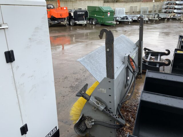 X-Form 8FT BS80 Bucket Brush Sweeper