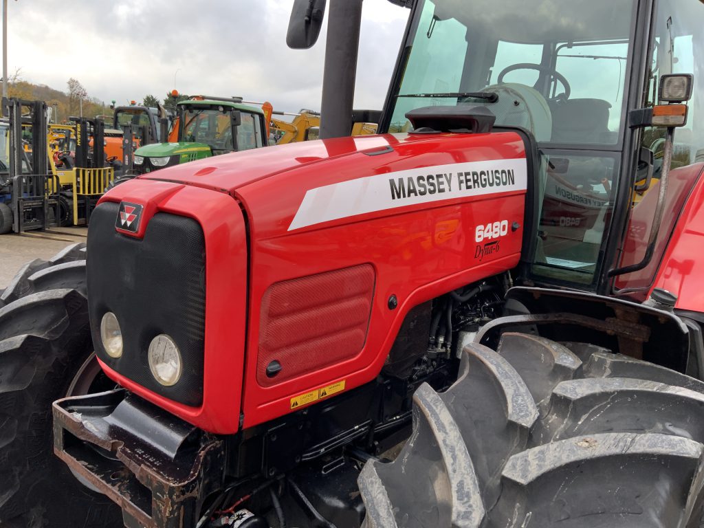 Massey Ferguson 6480 DYNA-6 Tractor (ST24945)