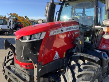Massey Ferguson 6714S Dyna 6 Tractor (ST25200)