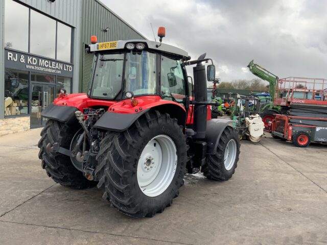 Massey Ferguson 6714S Dyna6 Tractor (ST24943)