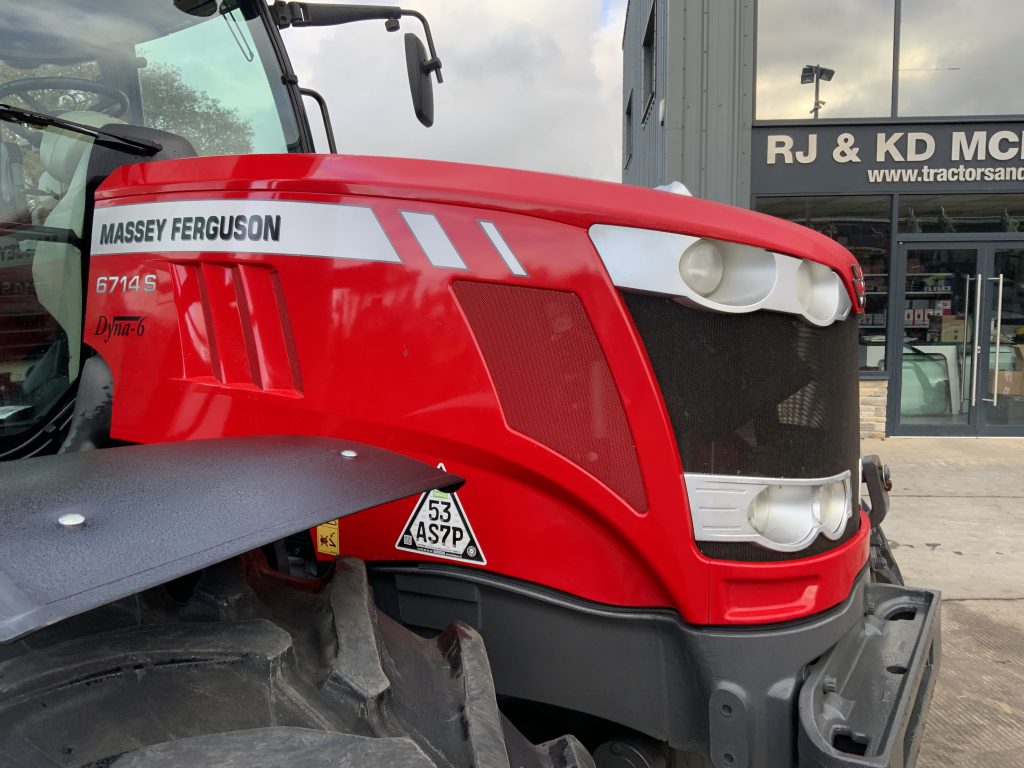 Massey Ferguson 6714S Dyna6 Tractor (ST24943)